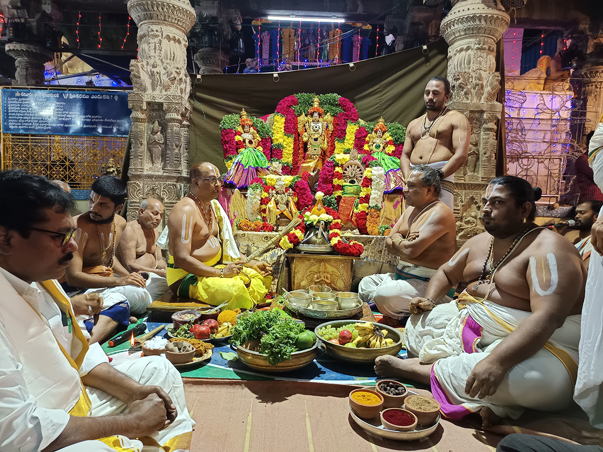 Sri_20venkateswara_20Swamy_20Brahmotsavam_20In_20Kadapa_20Photos_1.jpg 1