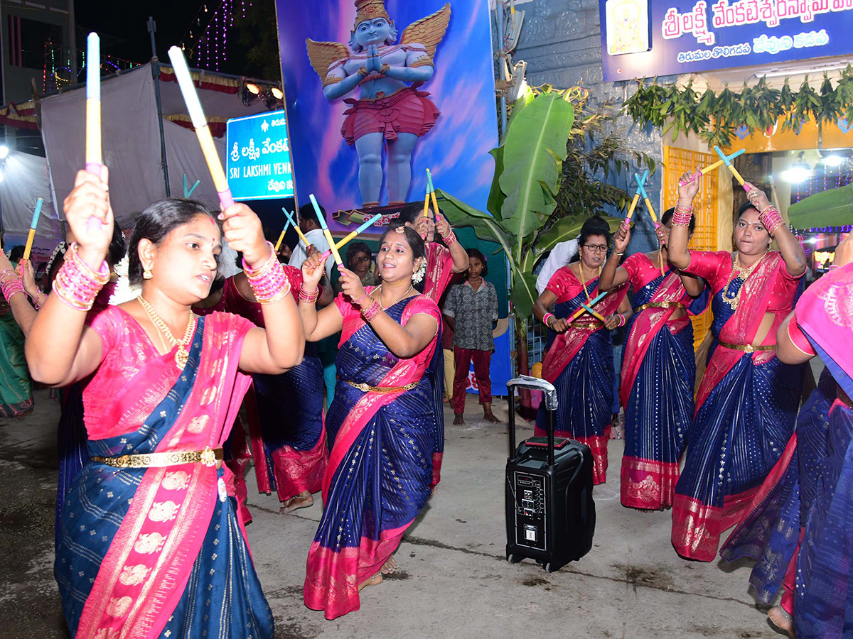 Sri_20venkateswara_20Swamy_20Brahmotsavam_20In_20Kadapa_20Photos_16.jpg 15