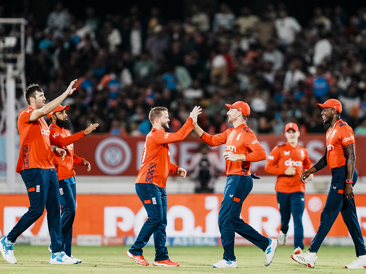 Twenty20_20cricket_20match_20between_20England_20and_20India_20in_20Rajkot_20Photos__20_2810_29.jpg 10