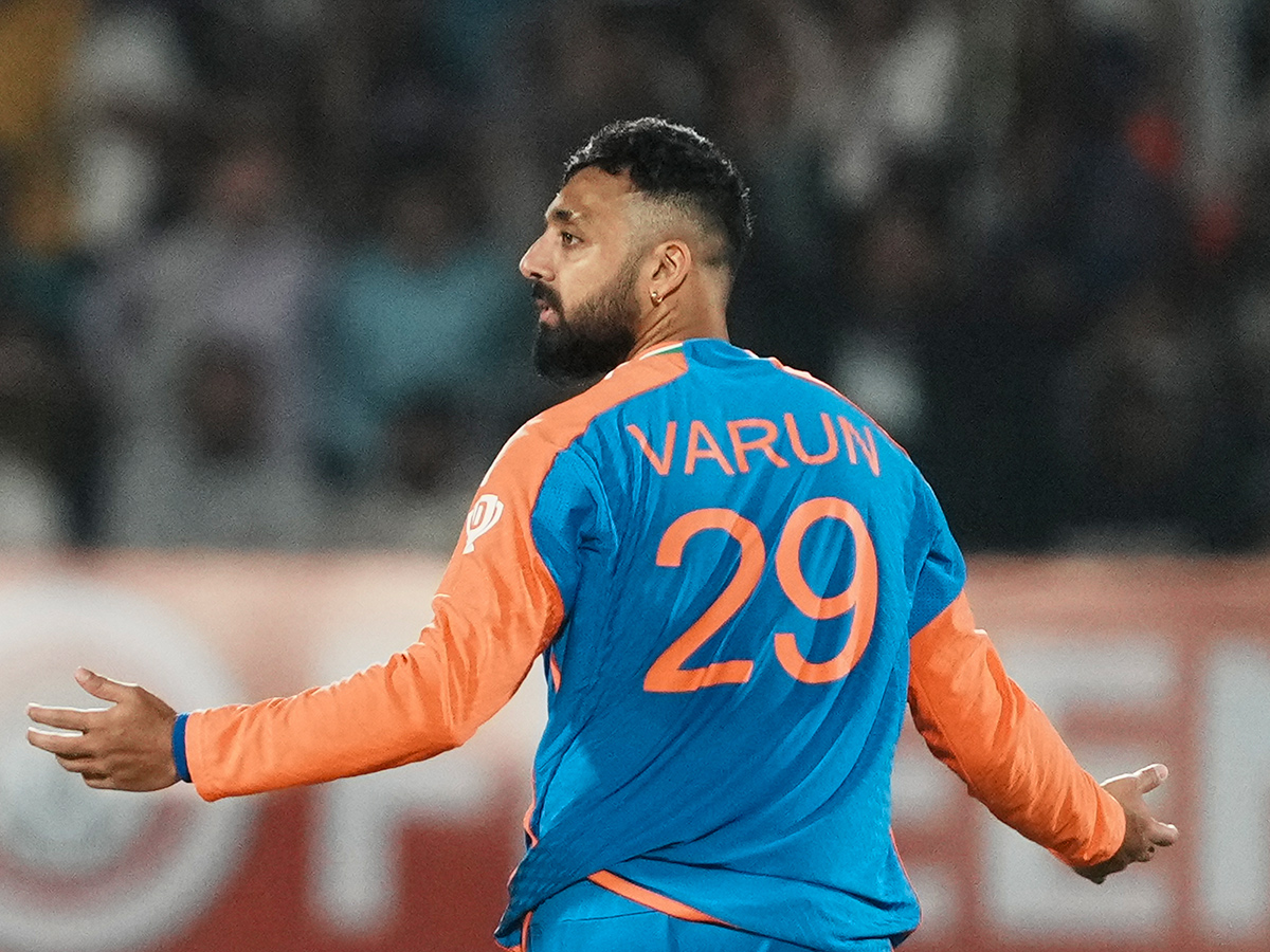 Twenty20_20cricket_20match_20between_20England_20and_20India_20in_20Rajkot_20Photos__20_2827_29.jpg 27