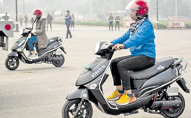 E-BAIK.jpg