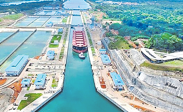 Panama_Canal.jpg