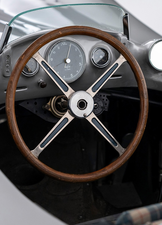 Benz_20old_20car4.jpg 5