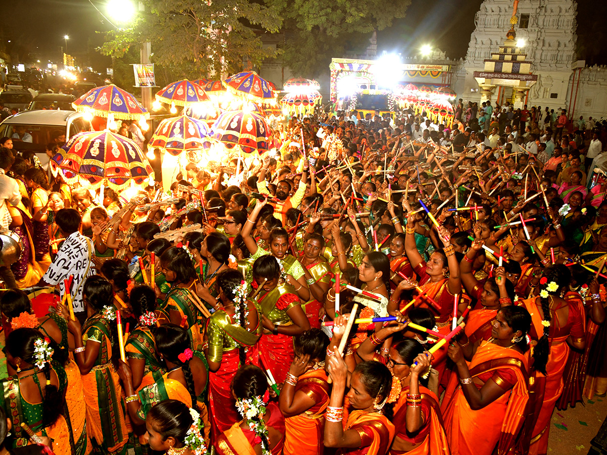 Cheruvugattu_20Jadala_20Parvathi_20Ramalingeswara_20Swamy_20Gramotsavam_1.jpg 1