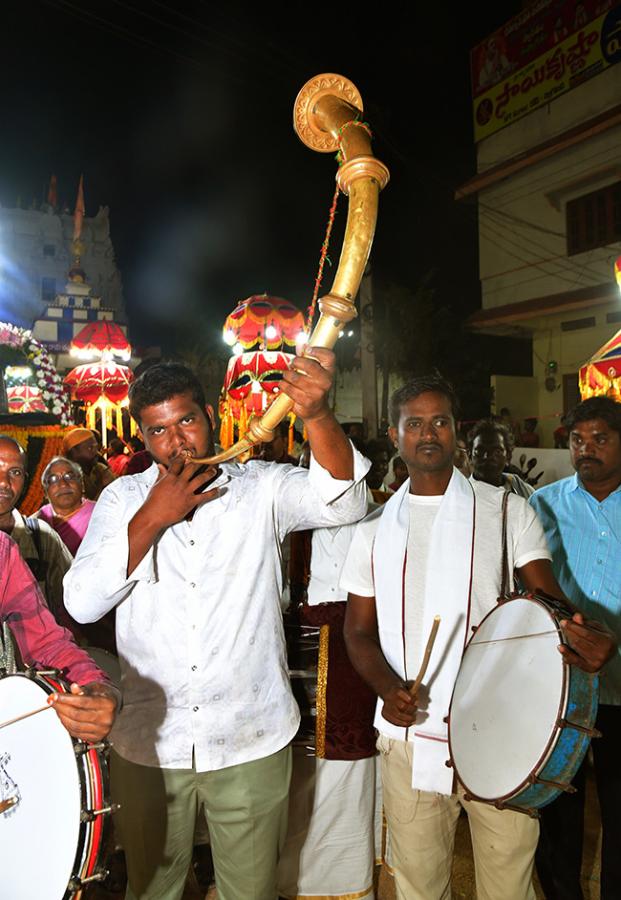 Cheruvugattu_20Jadala_20Parvathi_20Ramalingeswara_20Swamy_20Gramotsavam_11.jpg 10