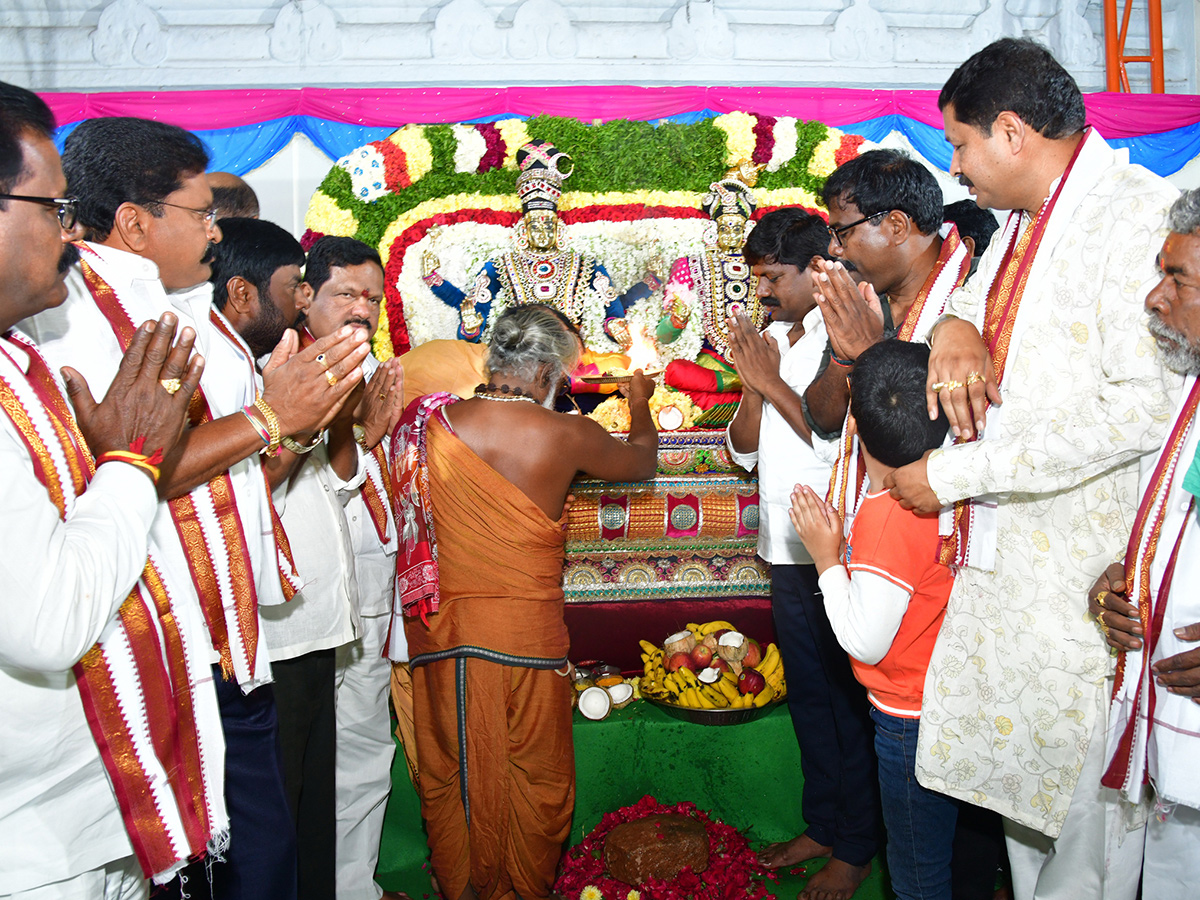 Cheruvugattu_20Jadala_20Parvathi_20Ramalingeswara_20Swamy_20Gramotsavam_3.jpg 3