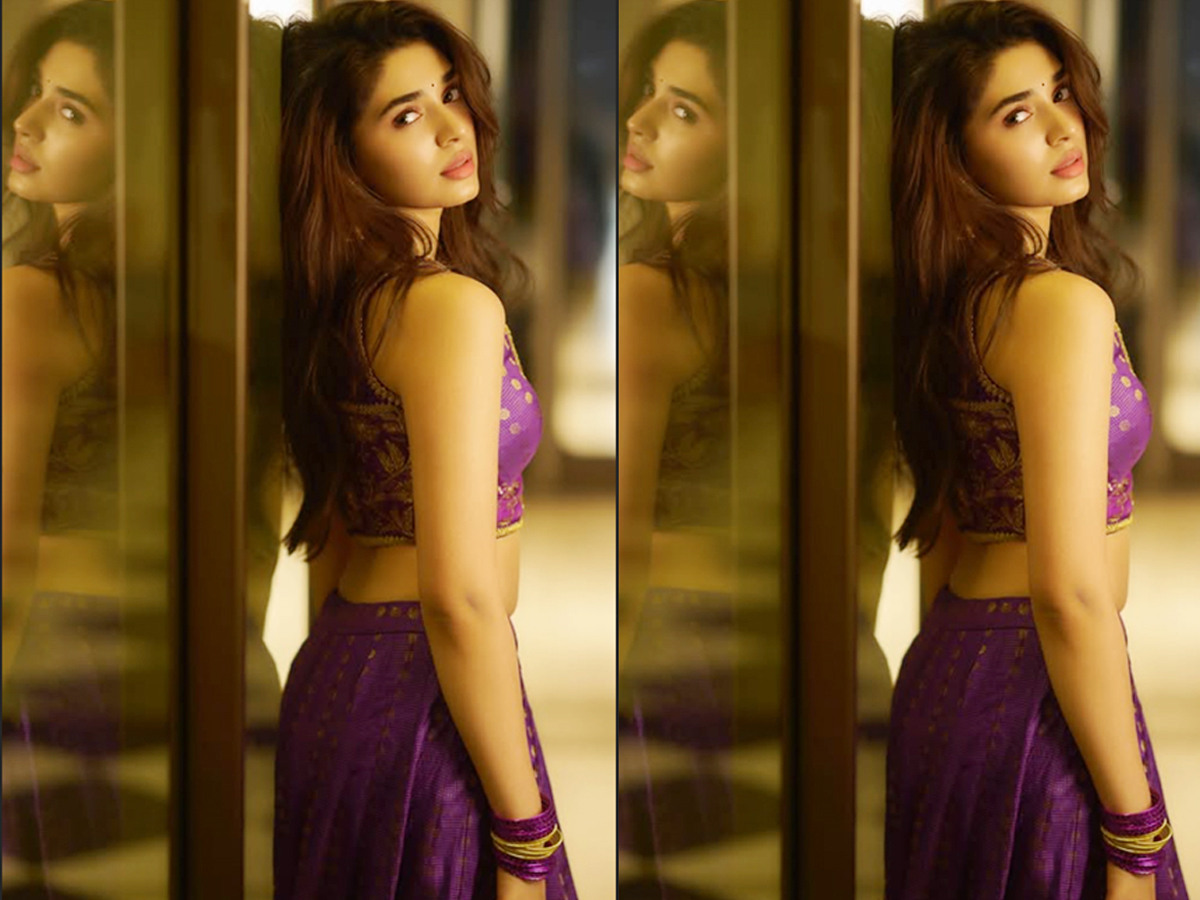 Krithi_20Shetty_20Blooms_20in_20Beauty_20_20_2810_29.jpg 1