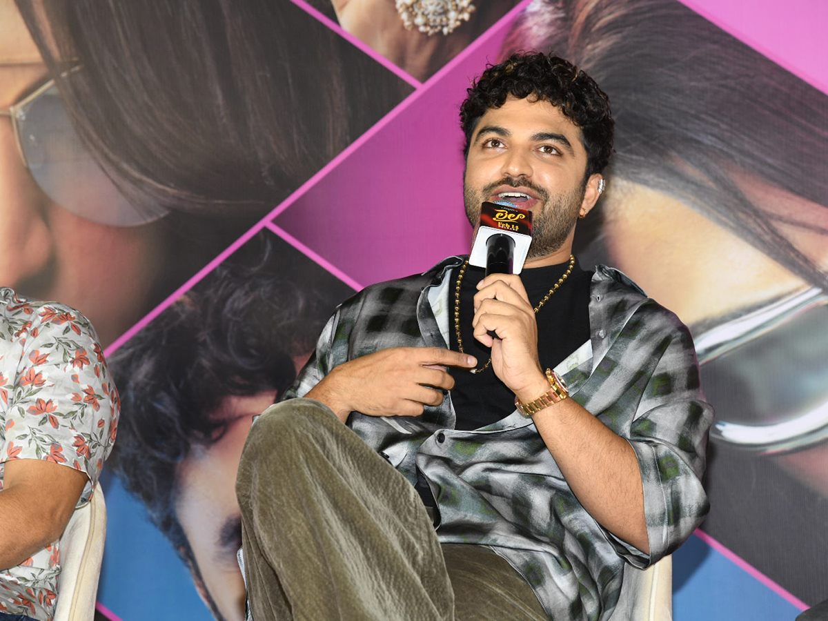 Vishwak_20Sen_20Laila_20Trailer_20Launch_20Event_20Photos__20_287_29.jpg 7