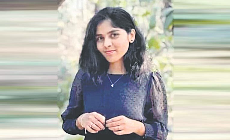 4458.jpg