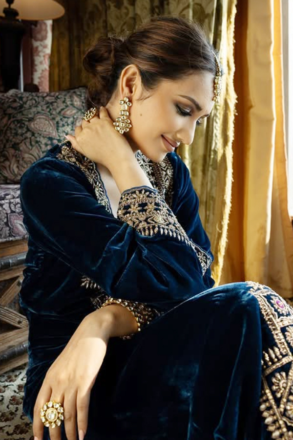 Akanksha_20Sharma_20Mesmerizing_20Beauty_20_283_29.jpg 9