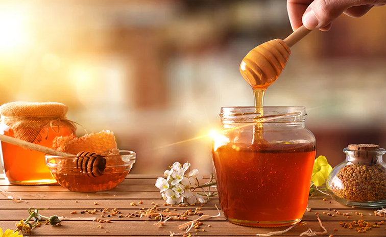 Honey-healthbenefits.jpg