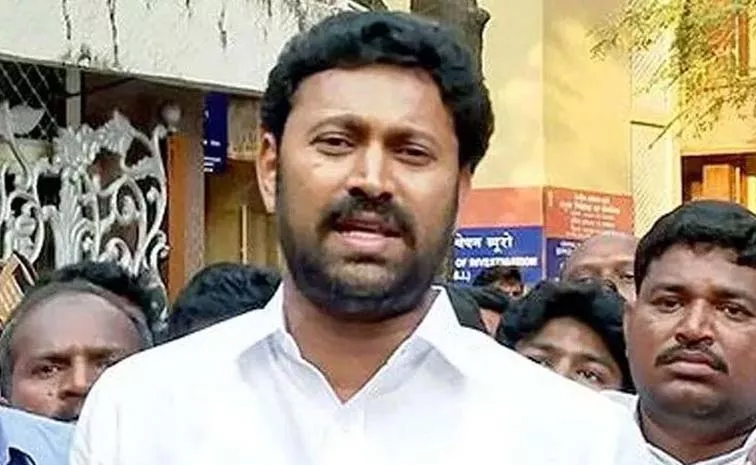 ysavinashreddy.jpg
