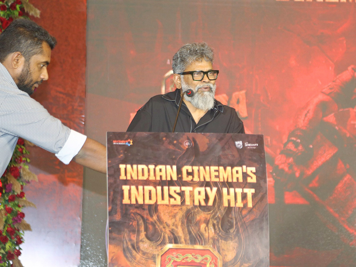 Hero_20Allu_20Arjun_20Pushpa_202_20The_20Rule_20Thank_20You_20Meet_20Photos_20_2816_29.jpg 16