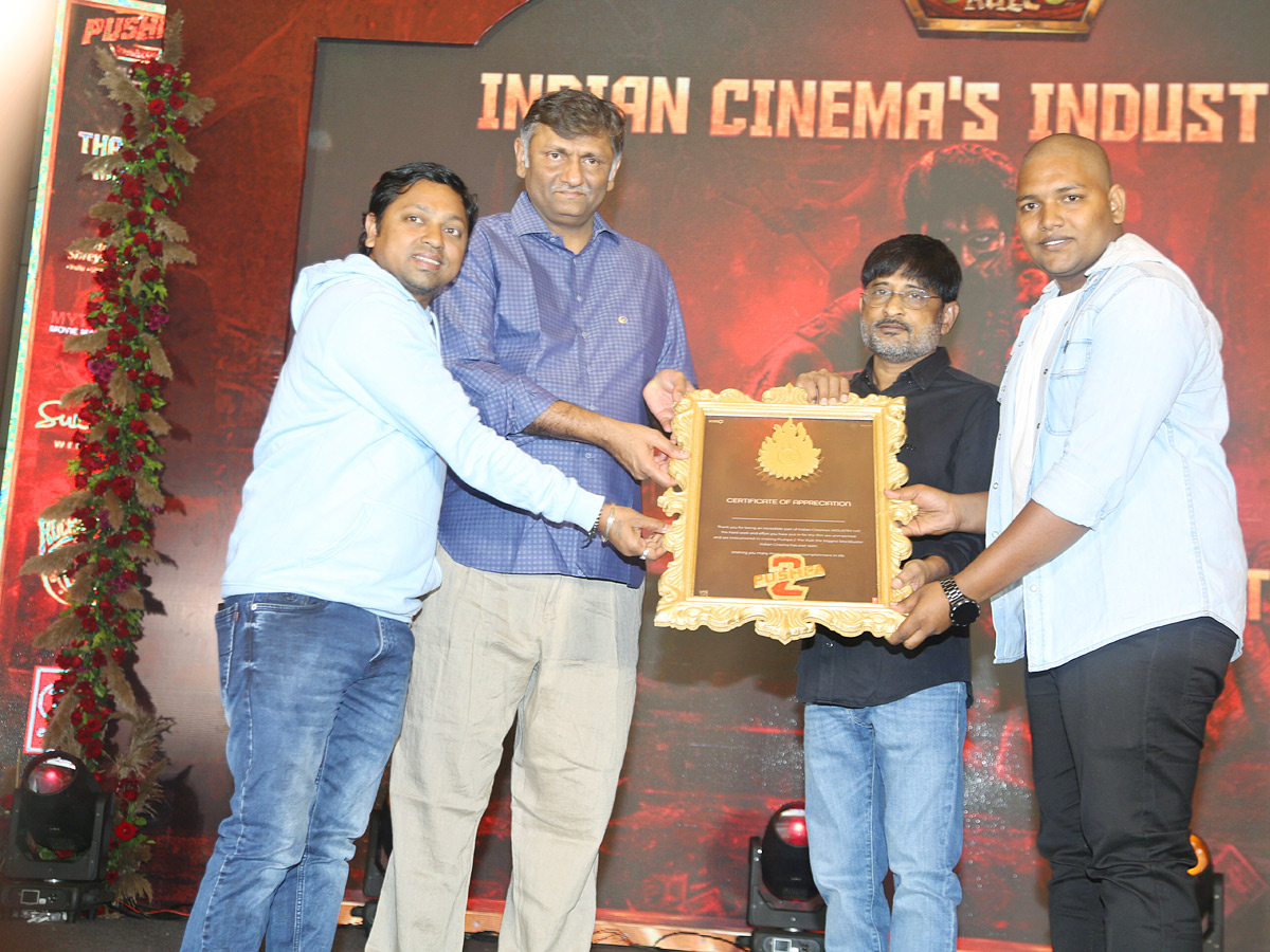 Hero_20Allu_20Arjun_20Pushpa_202_20The_20Rule_20Thank_20You_20Meet_20Photos_20_2821_29.jpg 21