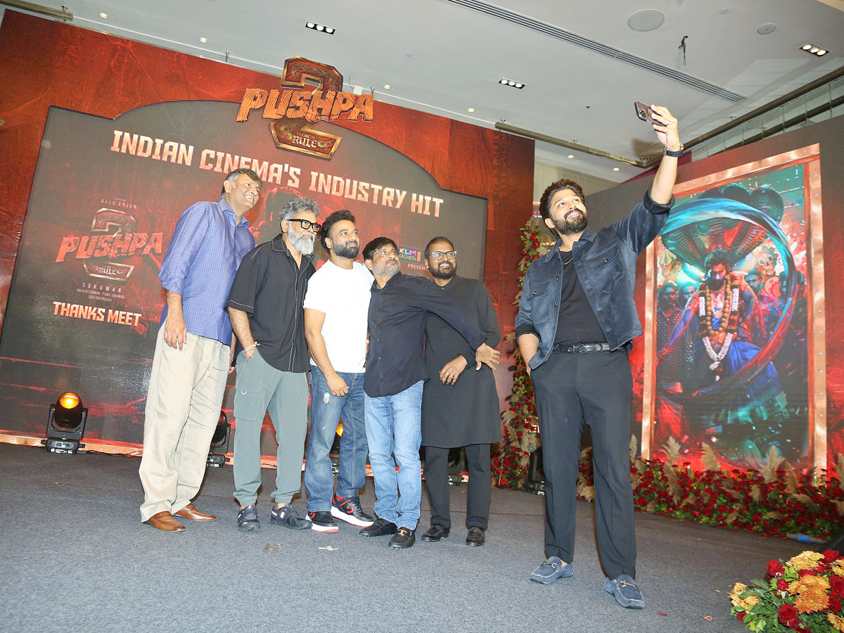 Hero_20Allu_20Arjun_20Pushpa_202_20The_20Rule_20Thank_20You_20Meet_20Photos_20_288_29.jpg 8