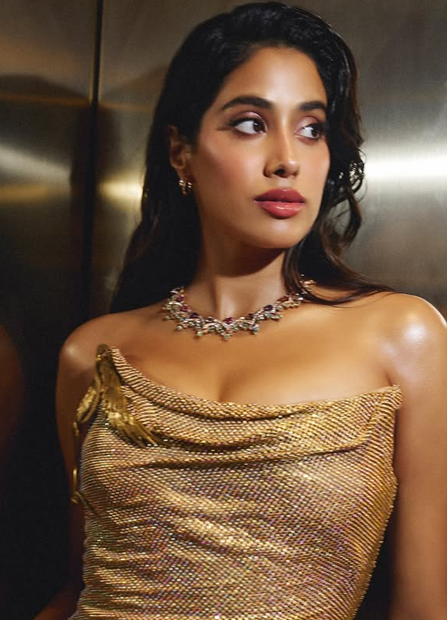 Jahnavi_20kapoor10.jpg 11