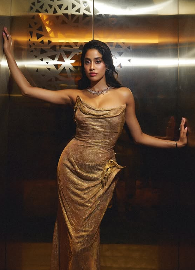 Jahnavi_20kapoor12.jpg 13