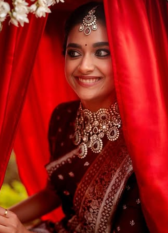 Keerthy_20suresh1.jpg 2