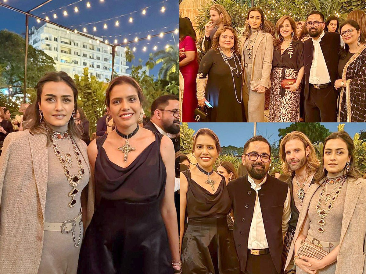Namrata_20Shirodkar_20at_20a_20fashion_20event_20with_20friends_20Photos_20_2812_29.jpg 1