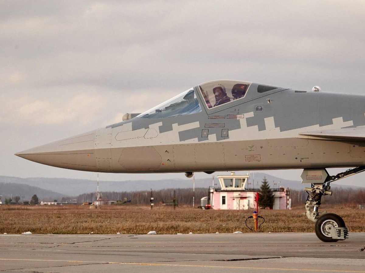 Aero_20space_20india_202025_208_0.jpg 8
