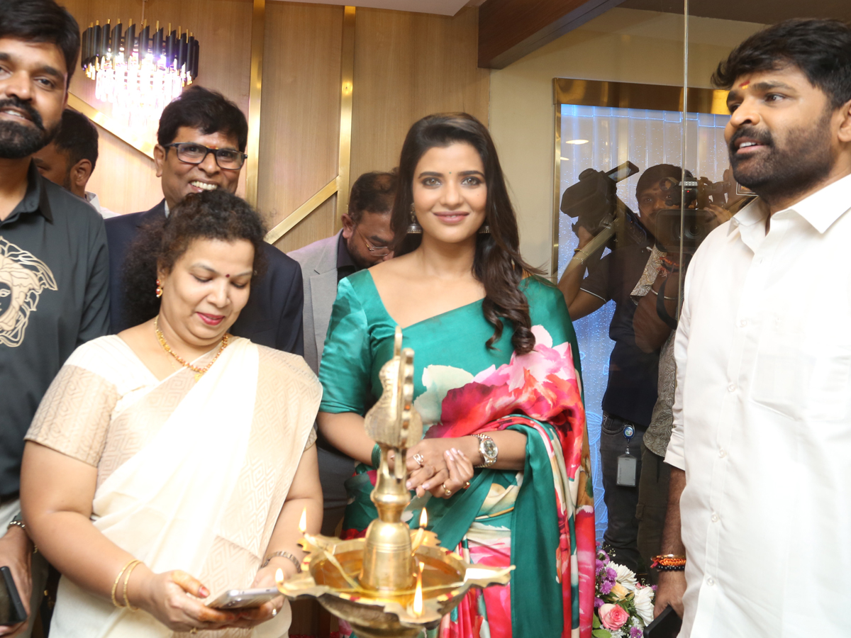 Aiswarya_20Rajesh_205.jpg 6