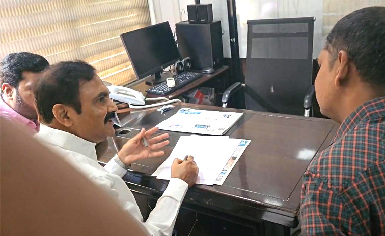 Allu-Arun-Uncle-Chandrashekar.jpg