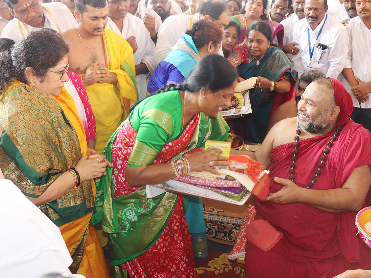 Maha_20Kumbhabhishekam_20In_20Kaleshwaram_20Mukteswara_20Temple__20_2818_29.jpg 18