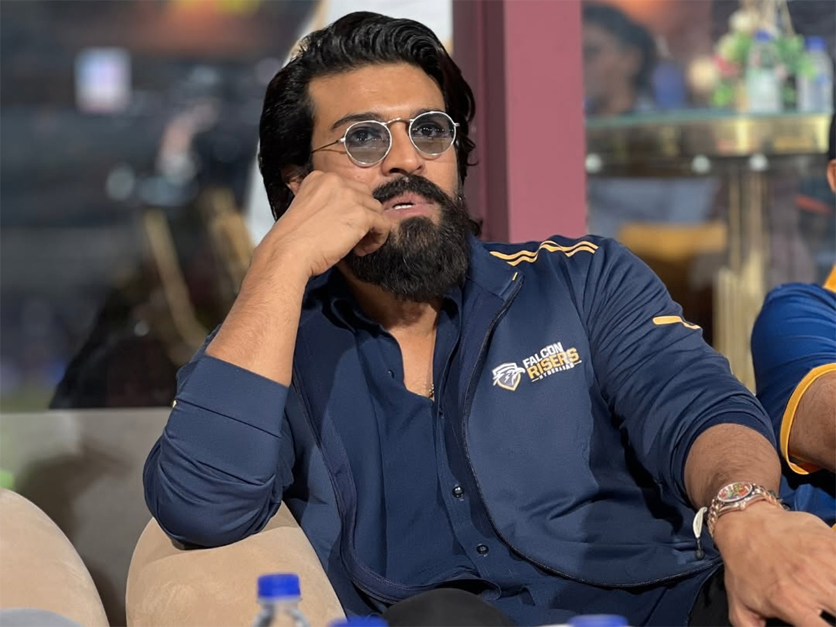 Owner_20of_20Falcon_20Risers_20Hyderabad_20actor_20Ram_20Charan_20Photos__20_2810_29.jpg 10