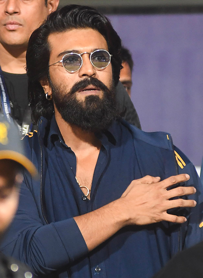 Owner_20of_20Falcon_20Risers_20Hyderabad_20actor_20Ram_20Charan_20Photos__20_2812_29.jpg 12