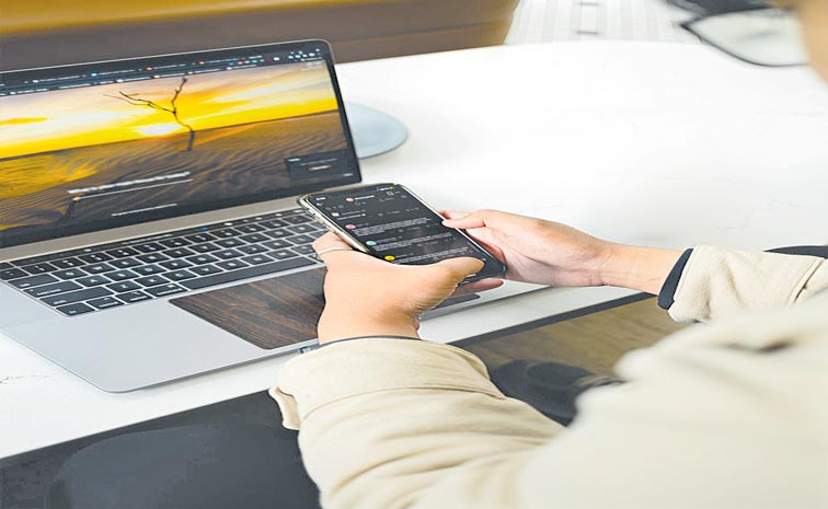 LAPTOP.jpg