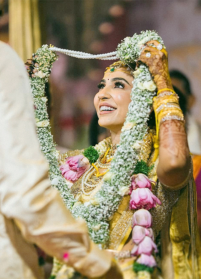 Parvati_20Nair_20Wedding_20photos_20goes_20viral__20_2811_29.jpg 11