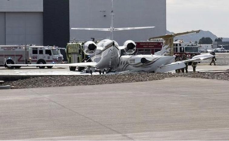 Private-Jets-Collide-At-Sco.jpg