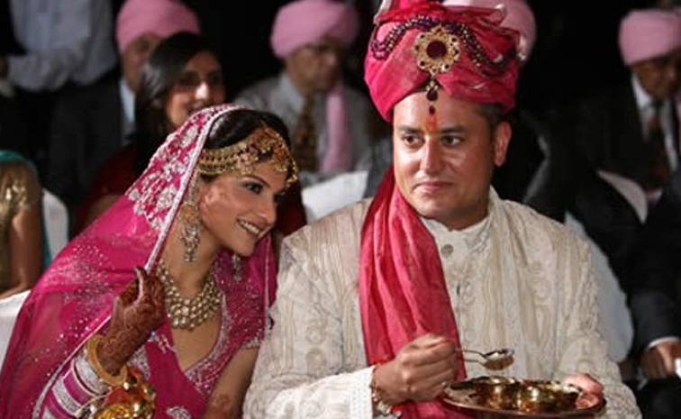 SabeerBhatia-TanyaSharma-marriage.jpg