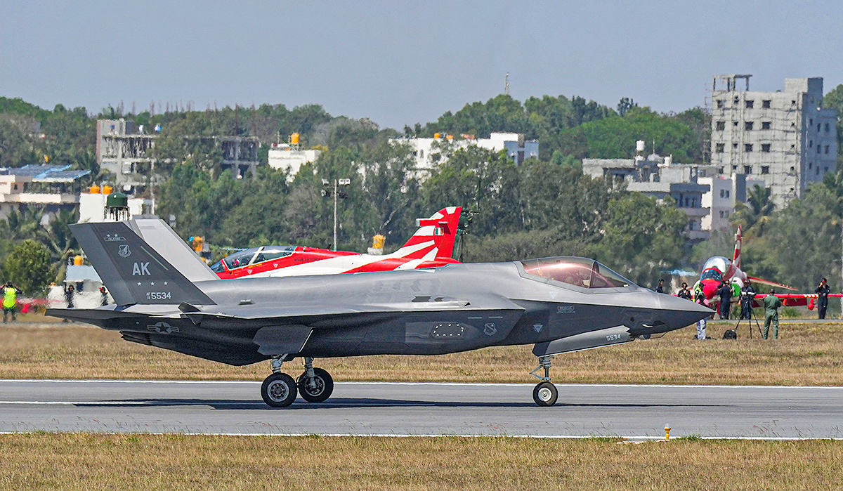 15th_20edition_20of_20Aero_20India_202025_20at_20Yelahanka_20Airbase_20in_20Bengaluru__20_2812_29.jpg 12