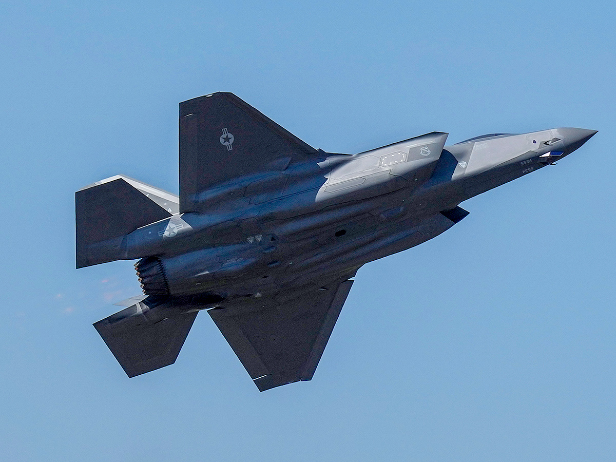 15th_20edition_20of_20Aero_20India_202025_20at_20Yelahanka_20Airbase_20in_20Bengaluru__20_2819_29.jpg 19