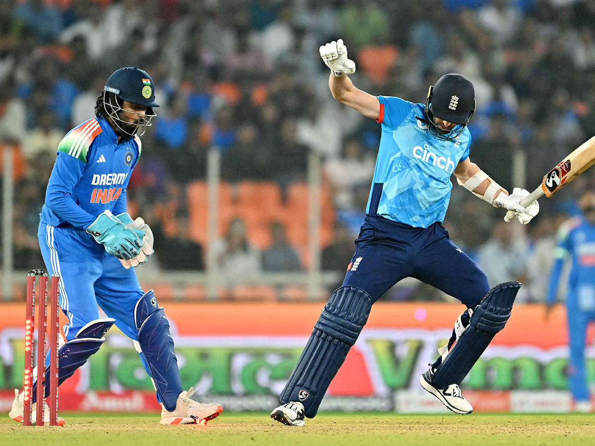 India_20beat_20England_20by_20142_20runs_20to_20win_20series_203-0_20in_20Ahmedabad_20Photos_20_281_29.jpg 2