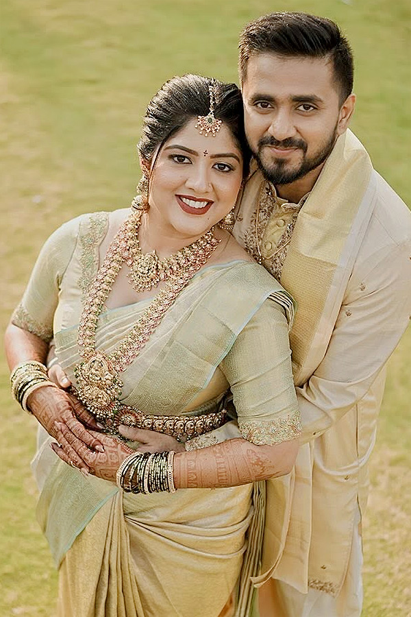 Actress_20Meghana_20Shares_20Wedding_20Photos_20_2813_29.jpg 14