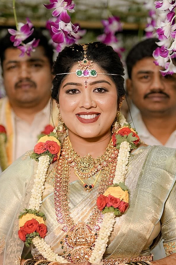 Actress_20Meghana_20Shares_20Wedding_20Photos_20_283_29.jpg 4