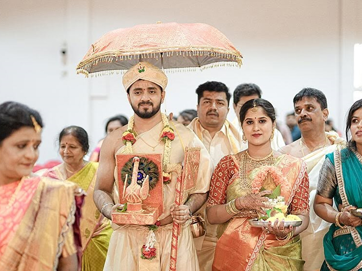 Actress_20Meghana_20Shares_20Wedding_20Photos_20_286_29.jpg 7