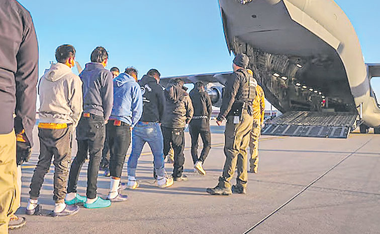 Indians-deported-US.jpg