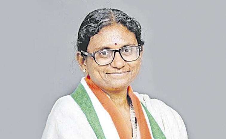 MEENAKSHI.jpg