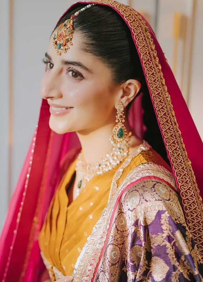 MawraHocane-gallery_205.jpg 13