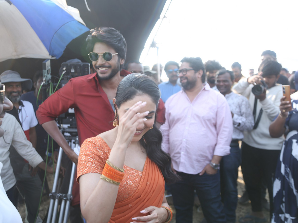 Mazaka_20Movie_20Song_20Shooting_20Location_20in_20Hyderabad__20_289_29.jpg 9