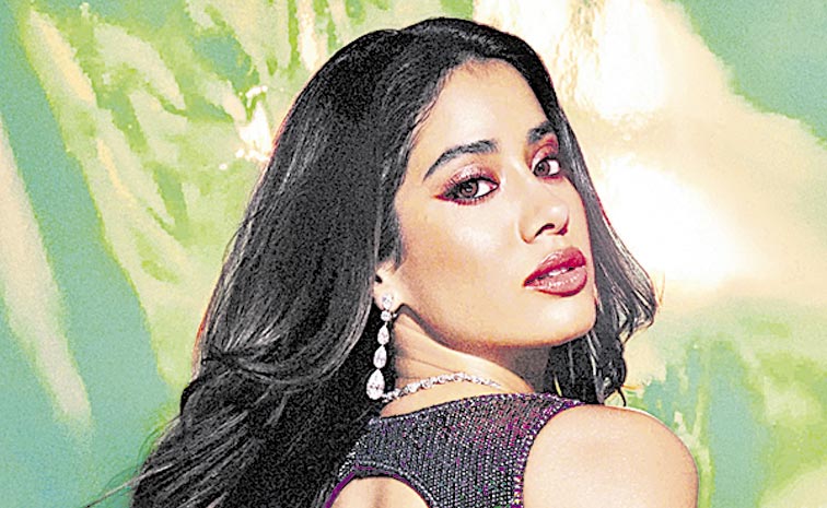 Jhanvi-Saree.jpg