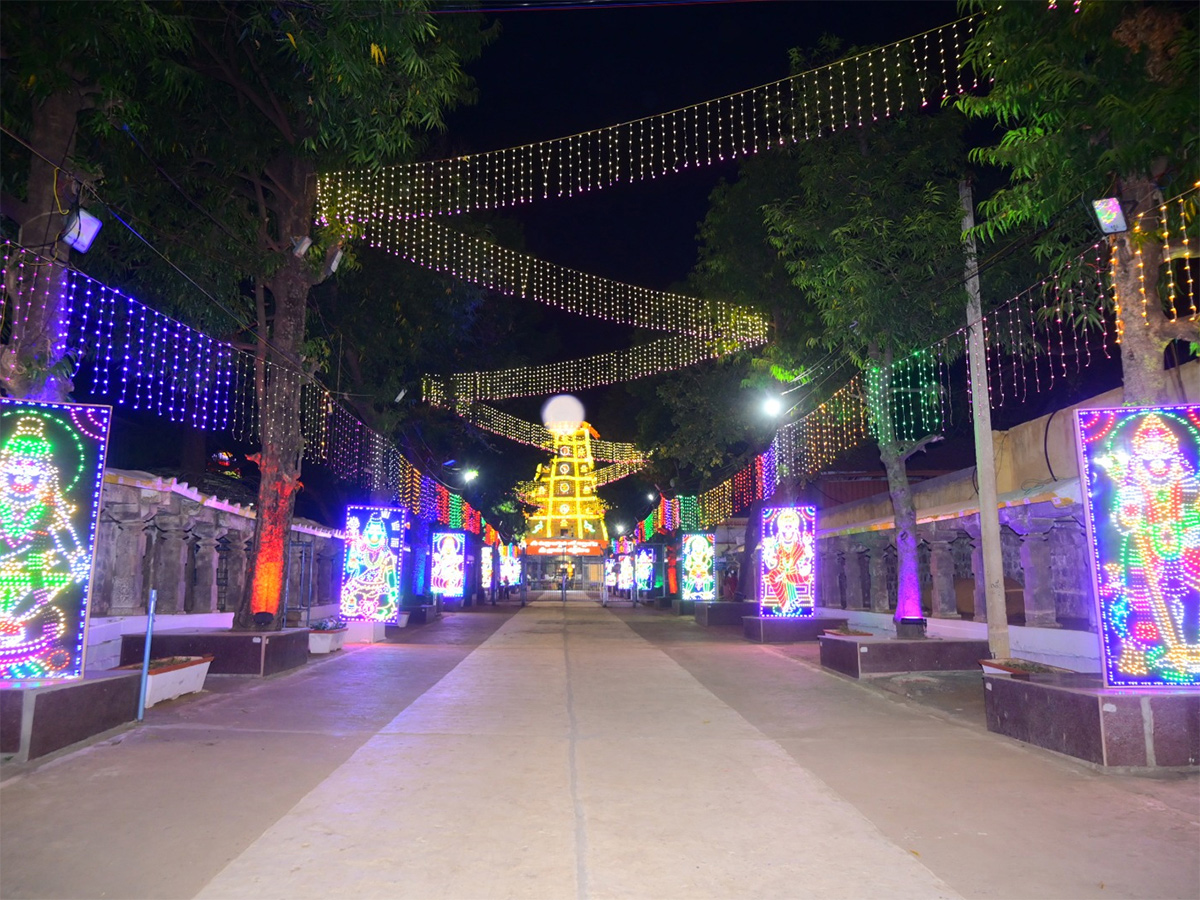 Srisailam-Brahmotsavalu-2025-Photos_-_2814_29.jpg 14