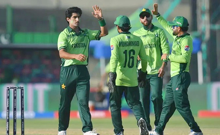 pakistanteam1.jpg
