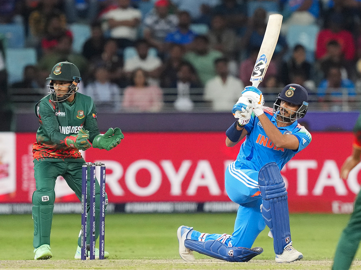 ICC_20Champions_20Trophy_20cricket_20match_20between_20India_20and_20Bangladesh_20at_20Dubai__20_2814_29.jpg 14