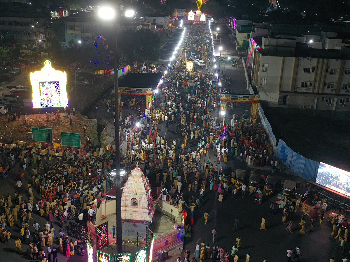 Mahashivratri_20Brahmotsavams_20Celebrated_20in_20Srisailam_20Photos_7.jpg 7