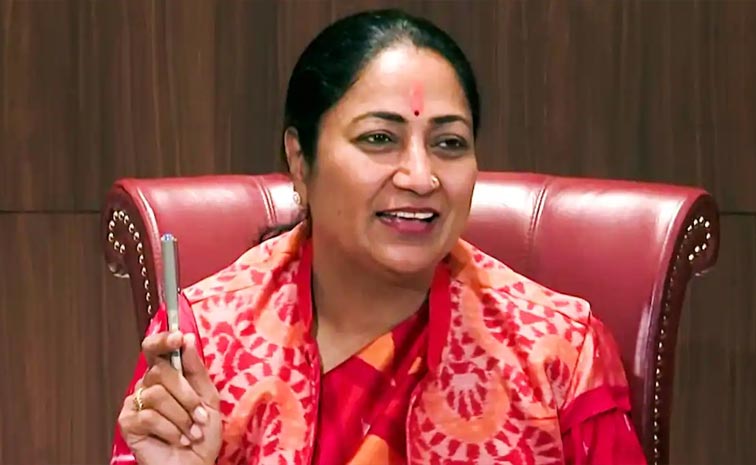 Rekha.jpg