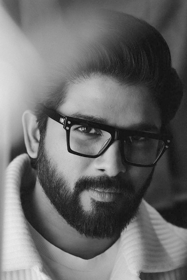 Allu_20Arjuns_20Photo_20On_20The_20Cover_20Of_20Hollywood_20Magazine_20Photos_20_281_29.jpg 2